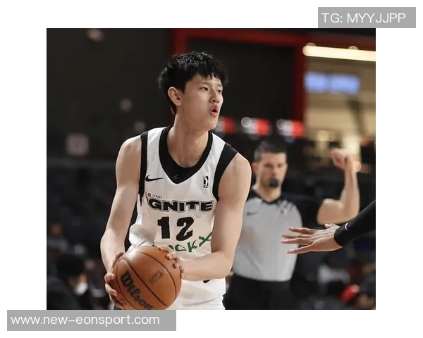 曾凡博缺席比赛引发热议球迷质疑篮网表现与退票问题