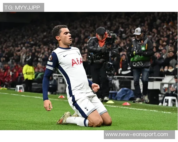 热刺前锋布伦南约翰逊即将加盟水晶宫交易进入最后阶段